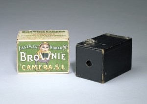1900 Kodak Brownie Camera & Box